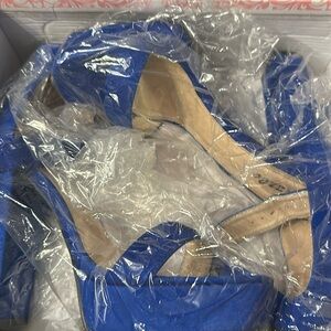 Blue platform heels